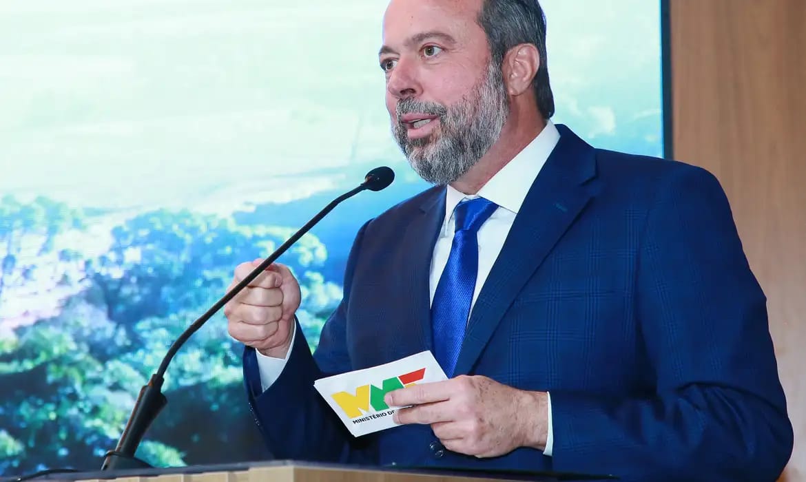Silveira promete LRCAP para segunda (25/8) e rebate MPTCU: 'desinformação'