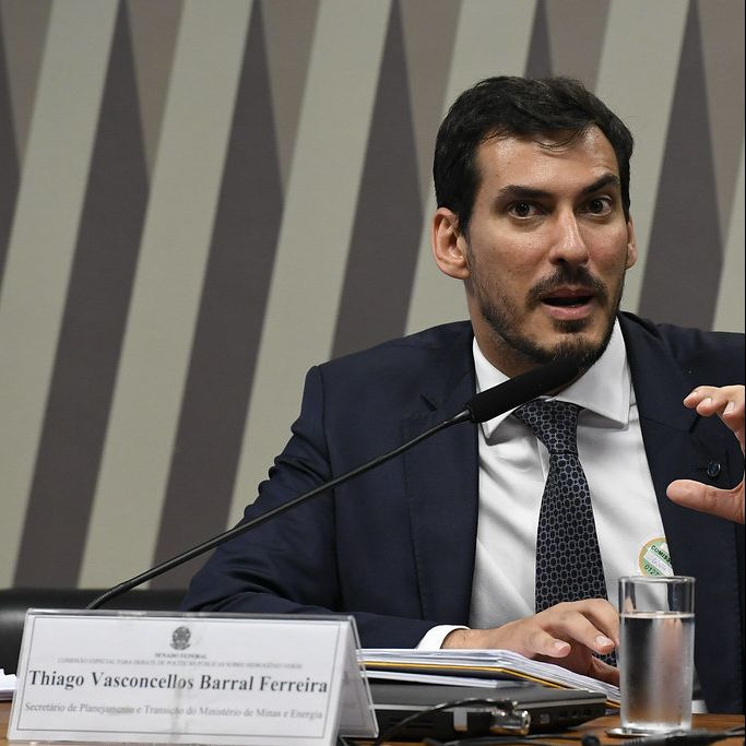 ARMAZENE cumprimenta Thiago Barral, que representará o setor de energia do Governo Federal na COP 30